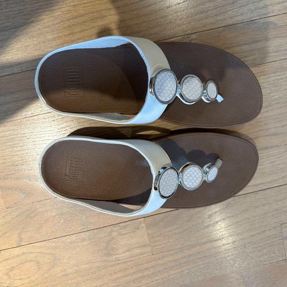FitFlop white sandals-never worn